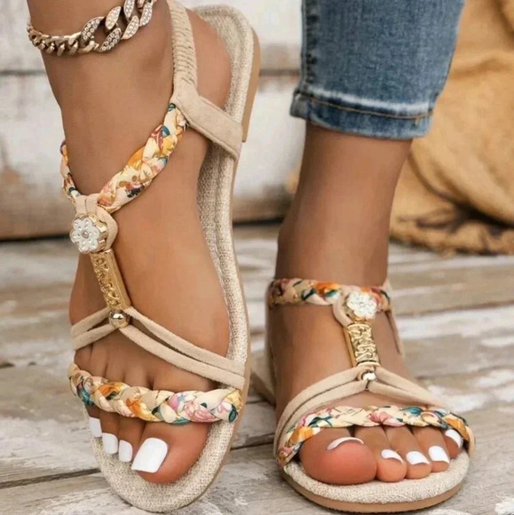 Women Summer Woven Flat Sandals Lightweight Slip Resistant Beach Sandals - Picture 4 of 5